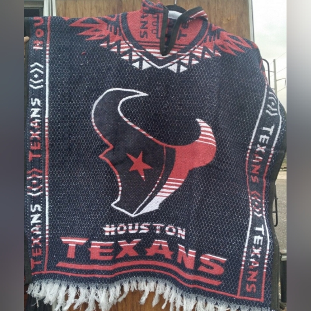 Houston Texans Woven Poncho with Hoodie
